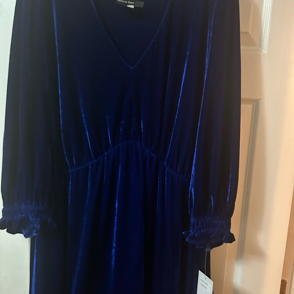 Elegant Blue Velvet Dress